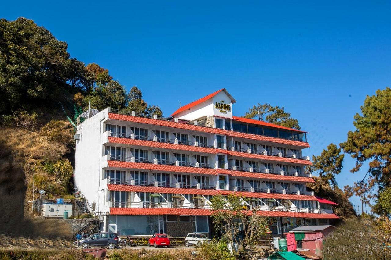 The Alpine Resort Lansdowne Bagian luar foto