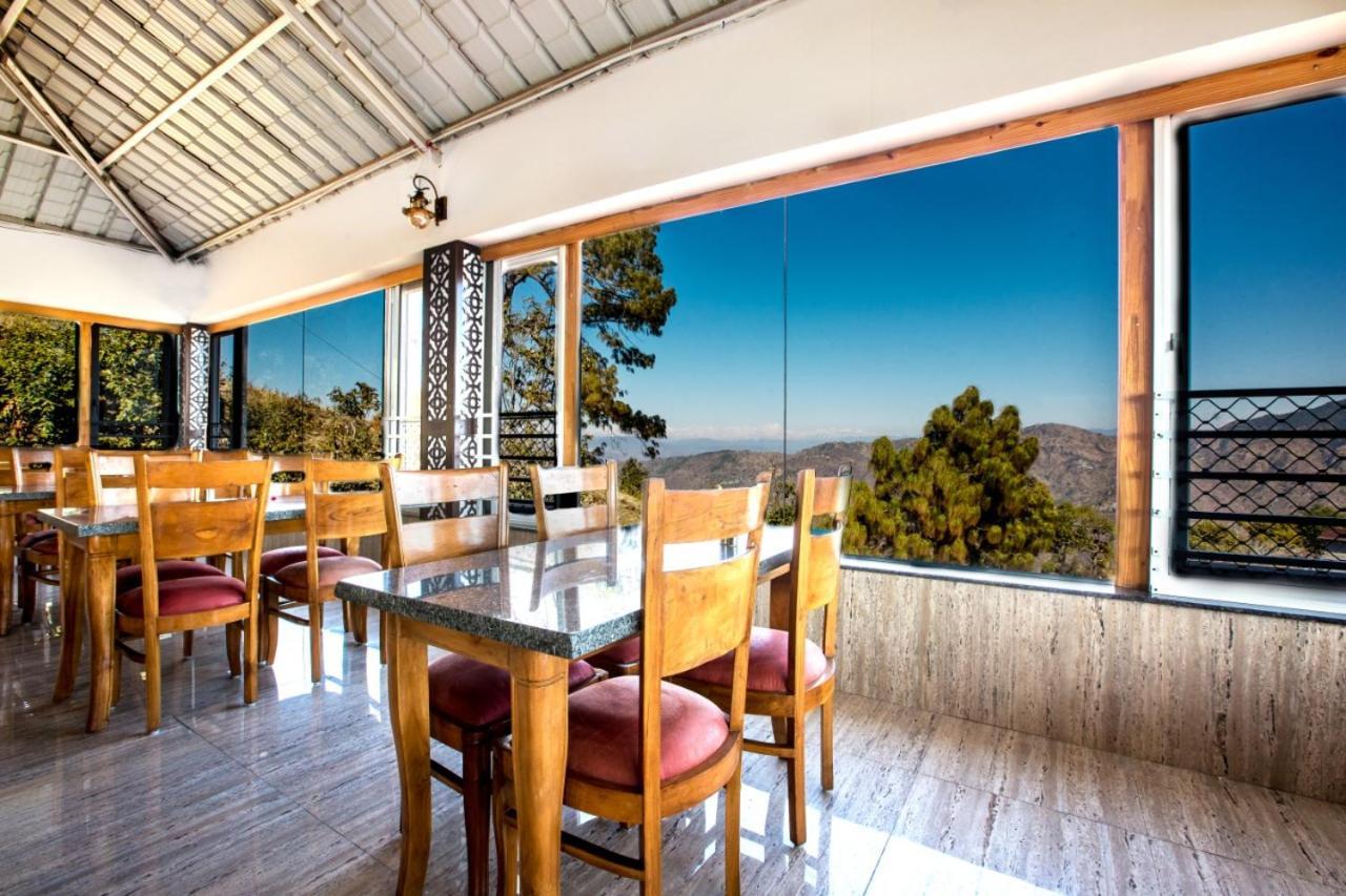 The Alpine Resort Lansdowne Bagian luar foto